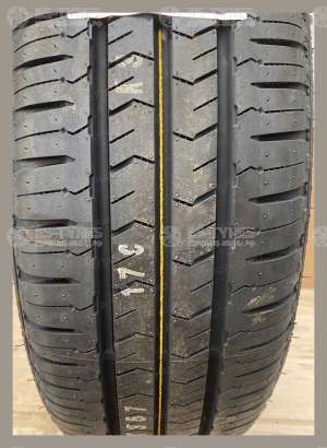 Nexen Roadian CT8 215/60 R16C 108/106T